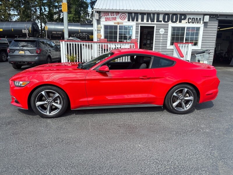 Why Buying From a Local Used Car Dealer Beats Buying Private Party